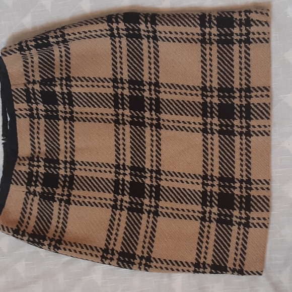 LOFT BLACK AND TAN PRINT, WOOL BLEND SKIRT,  10 PETITE - Picture 1 of 6